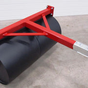 Deze getrokken dubbele wals met trekhaakkoppeling heeft een werkbreedte van 81cm en een transportbreedte van 87cm