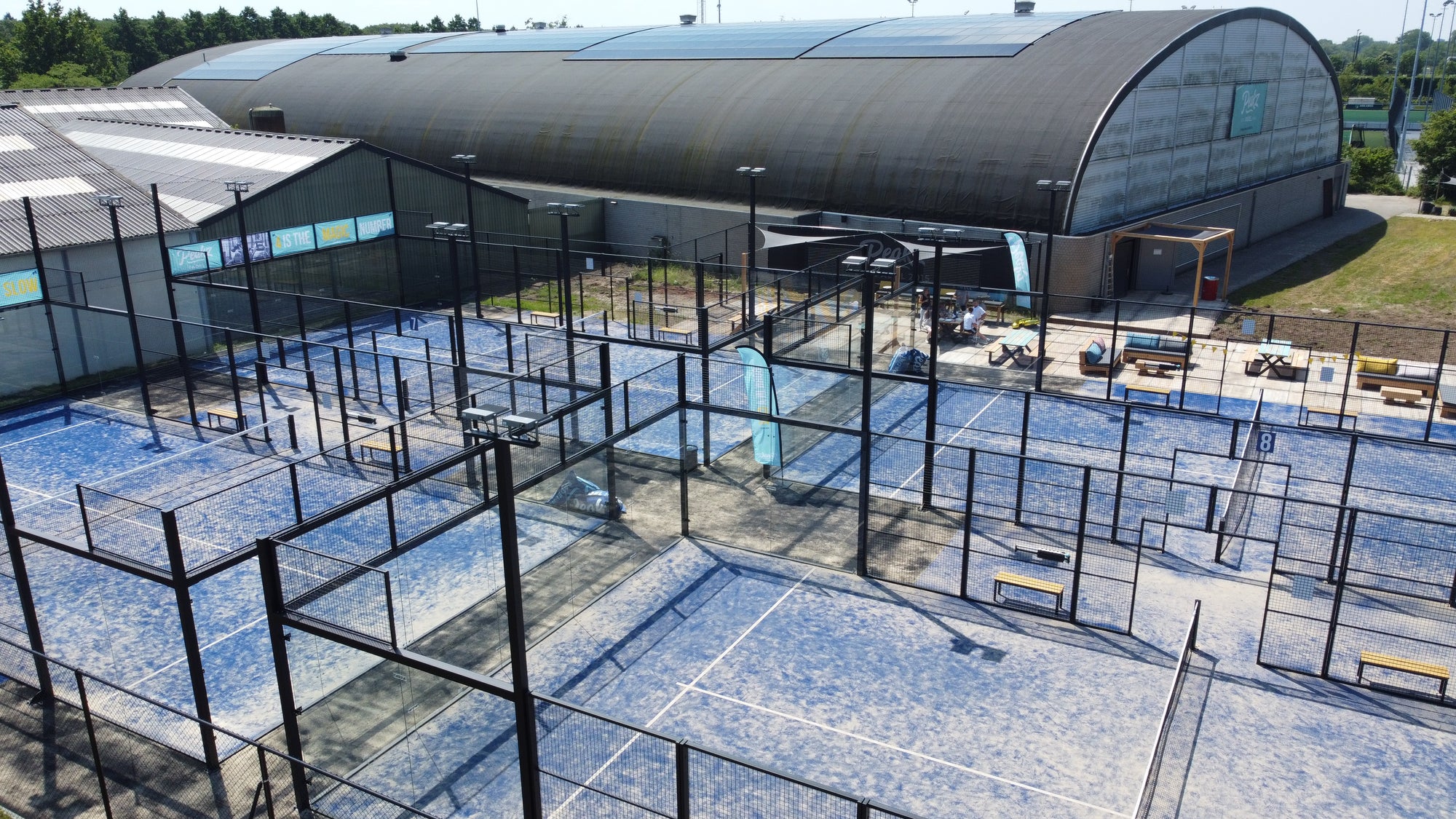 padelbaan peakz oisterwijk